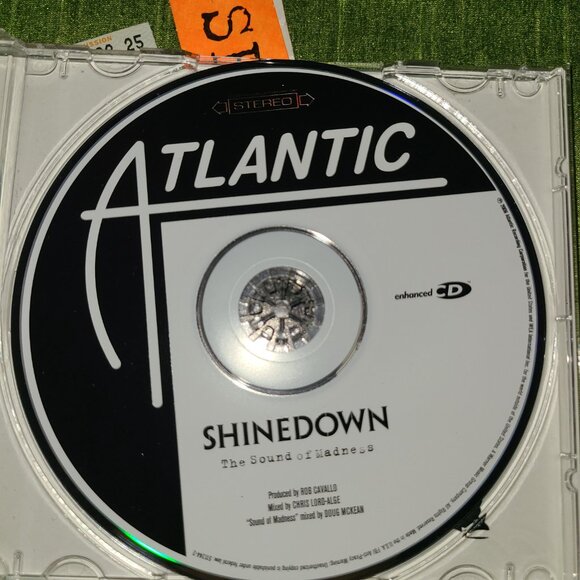 Shinedown-The Sound Of Madness-AUTOGRAPHED Hat + CD + Ticket Stub+ Armband 2010 - Picture 8 of 9